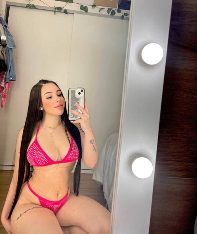 Check me out baby. I’m sexy and extremely naughty 🍑🍑😜😜 - Image 3